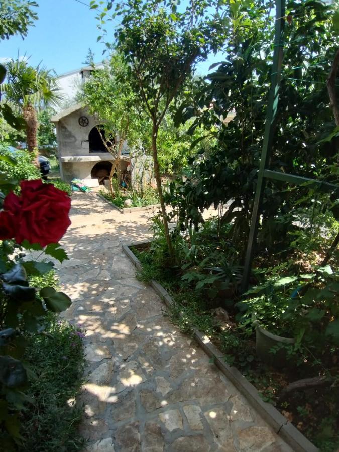 Apartmani Kutlesa Vodice Exterior foto